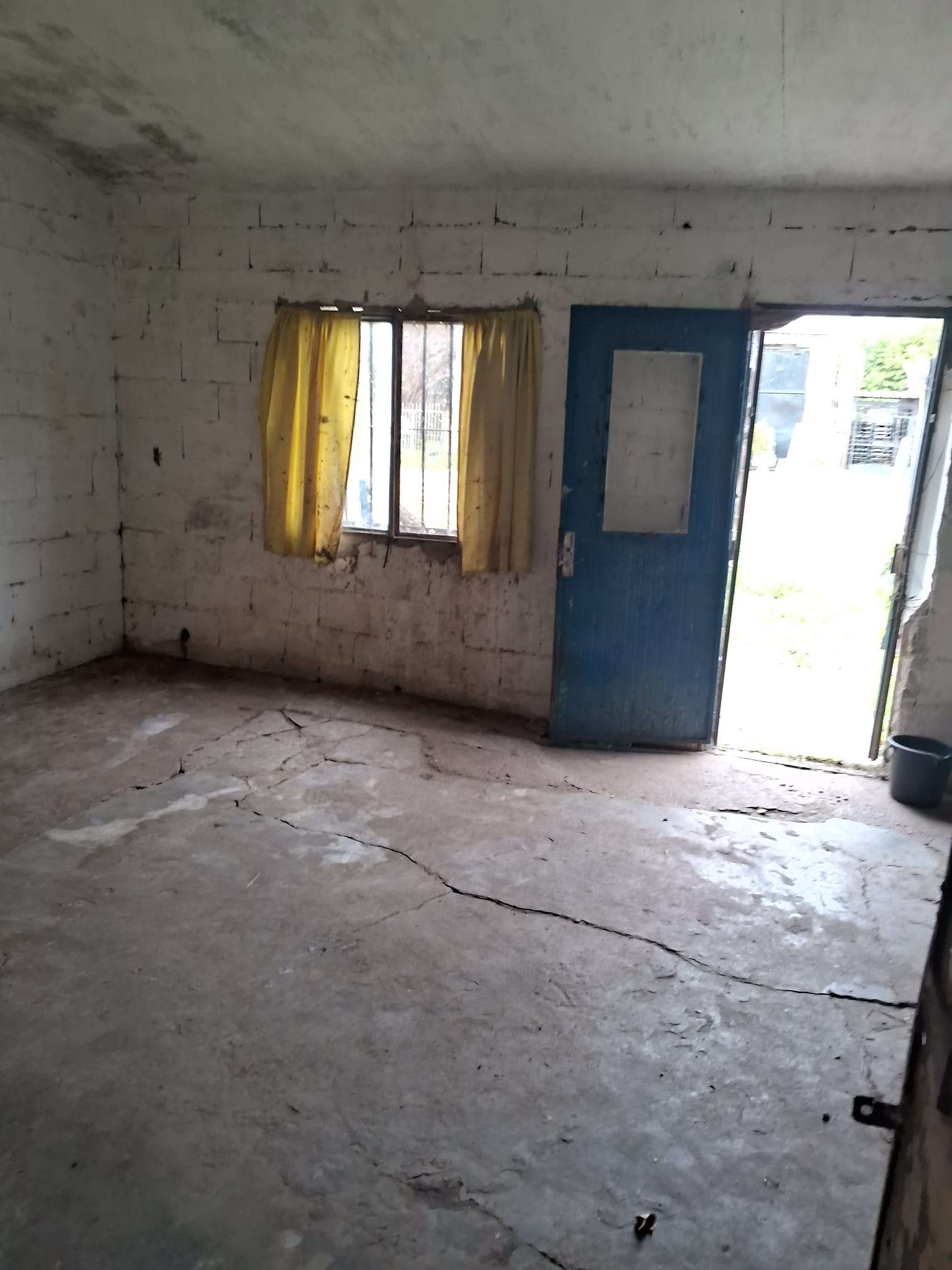 Venta de terreno con mejoras en Pajas Blancas - Imagen 6