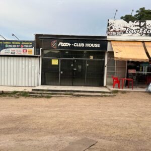 Alquiler de local en Tomkinson y Las Flores