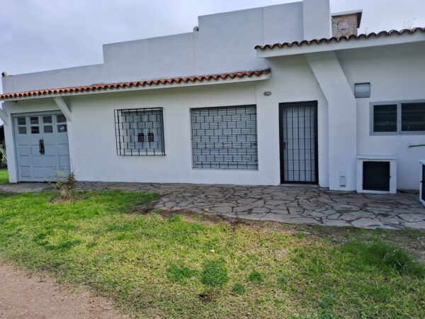 Alquiler de casa en Paso de la arena