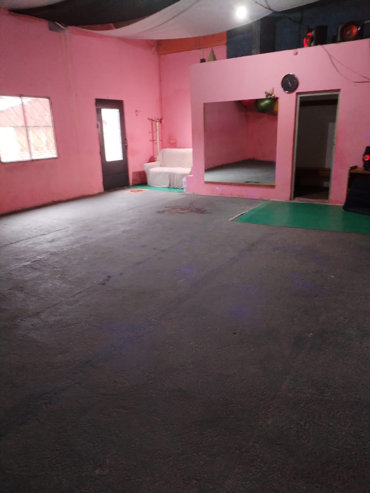 Alquiler de local comercial en Paso de la Arena